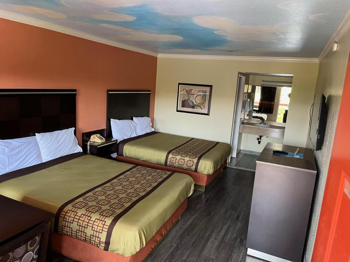 פיקו ריברה Rivera Inn & Suites Motel מראה חיצוני תמונה