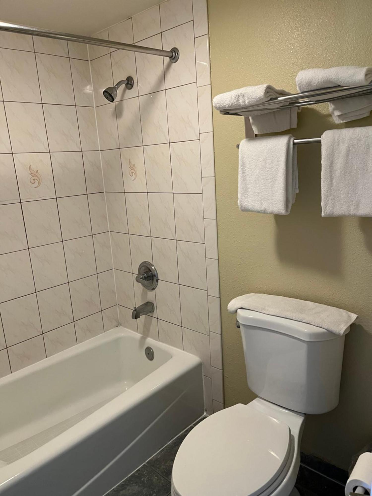 פיקו ריברה Rivera Inn & Suites Motel מראה חיצוני תמונה