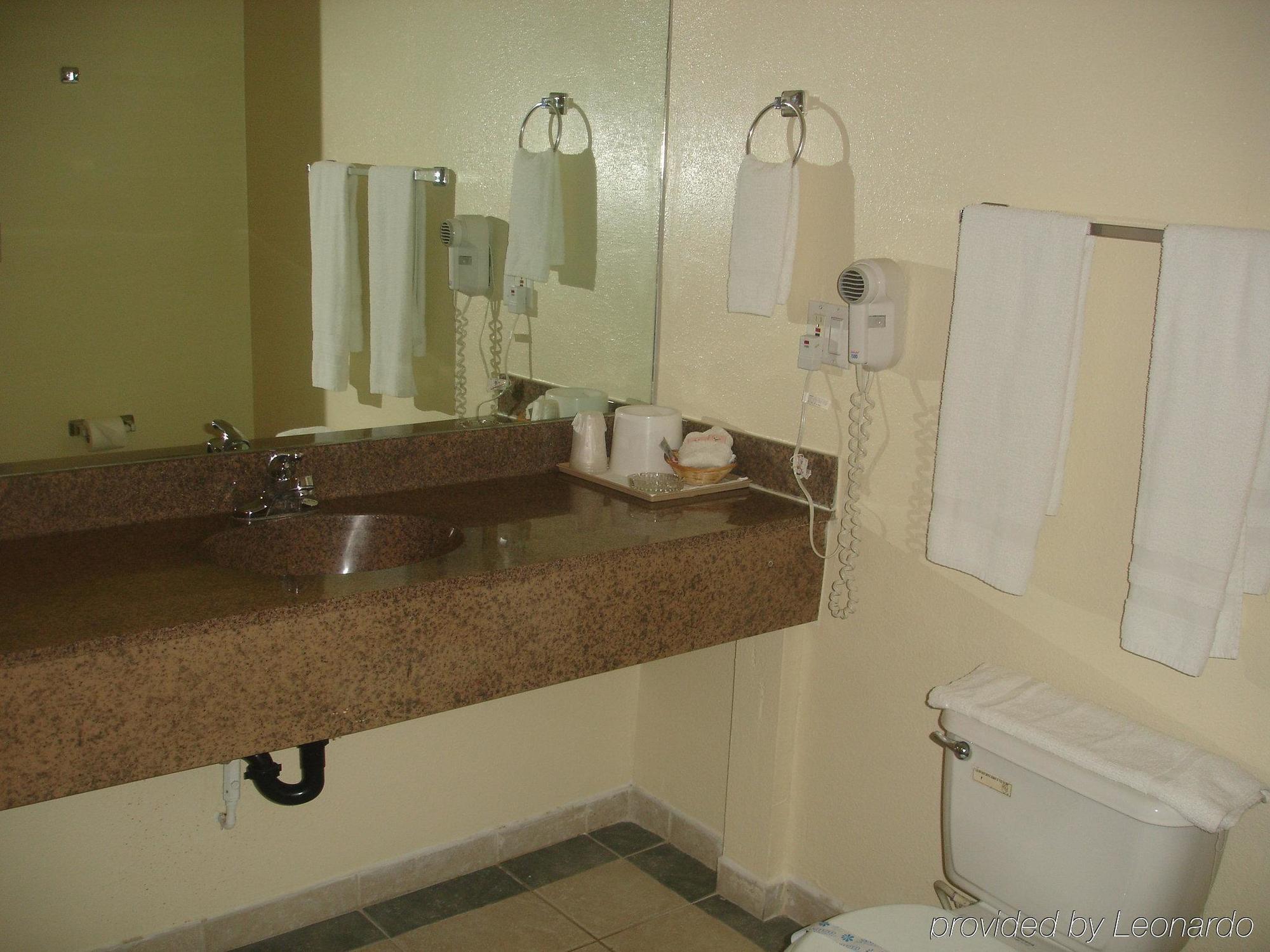 פיקו ריברה Rivera Inn & Suites Motel חדר תמונה